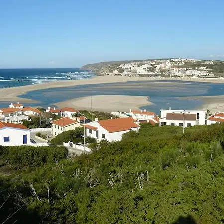 Splendid Villa Very Close To The Sea Villa *